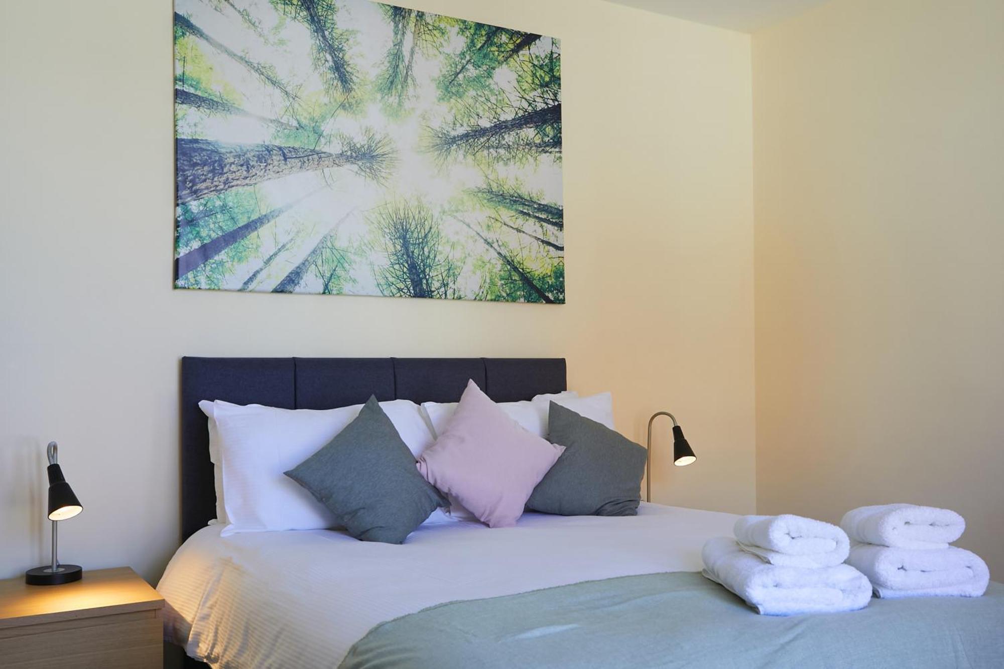 25 Newborough By In Scarborough