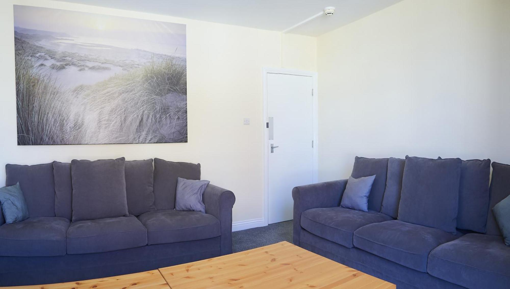 25 Newborough By In *